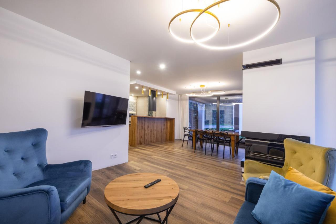 Debowy Dwor Hotel Ruda Rozaniecka Bagian luar foto