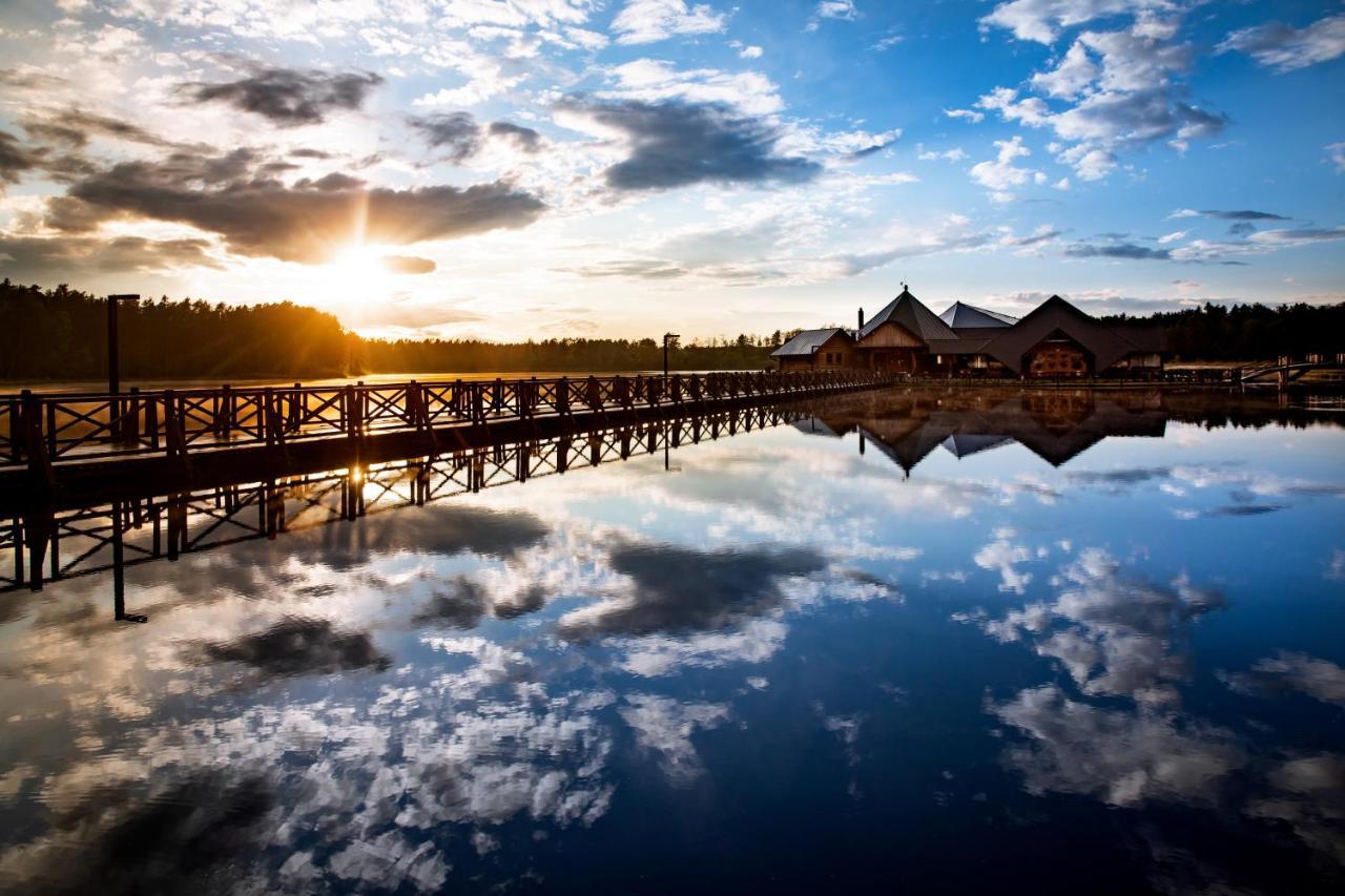 Debowy Dwor Hotel Ruda Rozaniecka Bagian luar foto