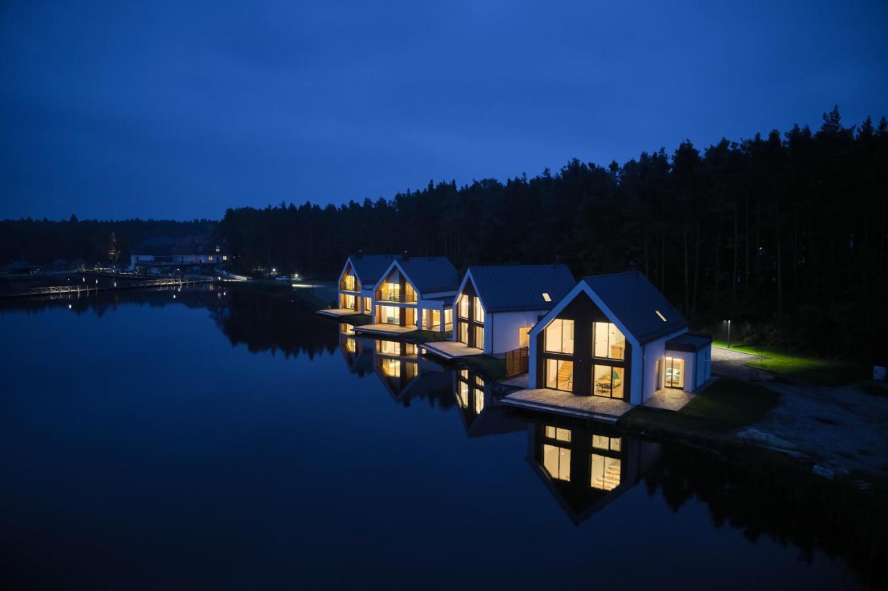 Debowy Dwor Hotel Ruda Rozaniecka Bagian luar foto