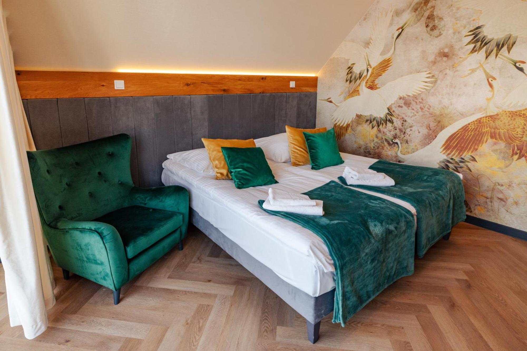 Debowy Dwor Hotel Ruda Rozaniecka Bagian luar foto